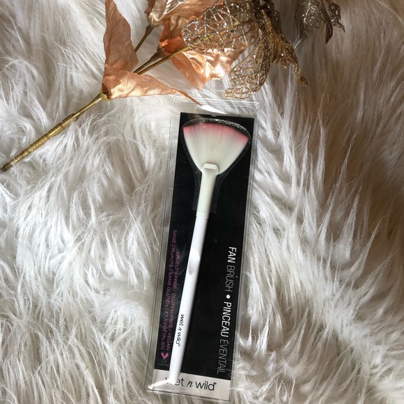 Other - FREE with any clothing purchase makeup brush